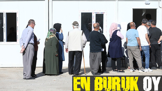 Deprem bölgelerinde oy verme işlemi başladı