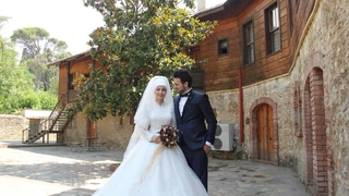 Depremde oğlu, gelini ve torununu kaybetti