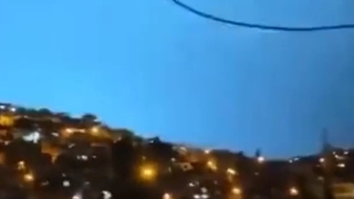 Depremden hemen önceki görülen mavi ışığın nedeni açıklandı