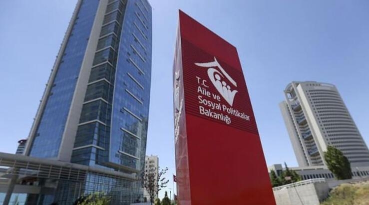 Devlet korumasında yetişen 1050 genç kamuda istihdam edilecek