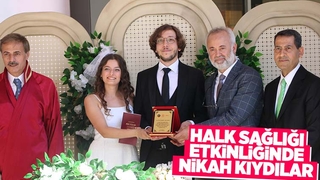Dikkat çekmek için nihah kıydılar!