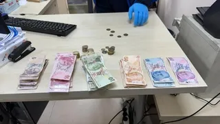 Dilencinin üzerinden çıkan para say say bitmedi