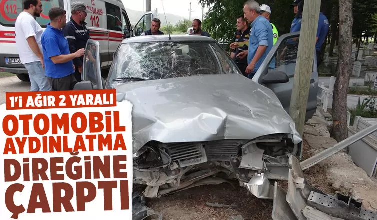 Direğe çarpan araç hurdaya döndü, 1'i ağır 2 yaralı
