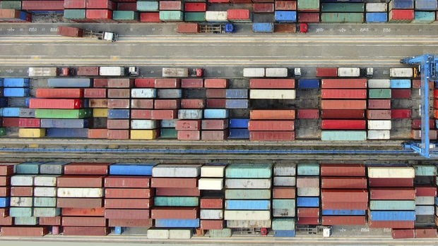 Dış ticaret açığı 2021'de geriledi