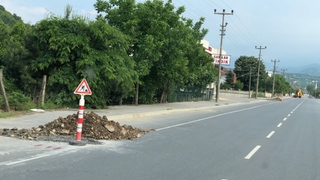 Doğalgaz geldi, kaymak gibi asfalt kesiliyor