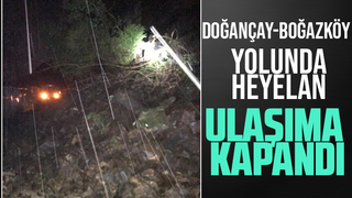Doğançay-Boğazköy yolunda heyelan