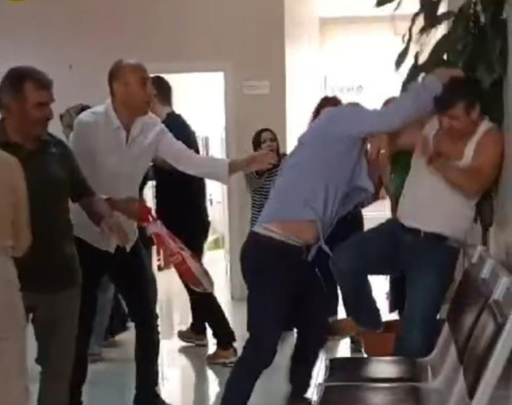 Doktorları darp eden karı koca ilk kez hakim karşısında