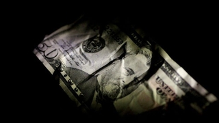 Döviz mevduatlarının düşüşünde parite etkisi