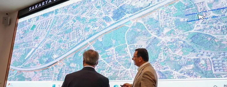 Duble yollar ile Sapanca’da ulaşım sorunu çözülüyor