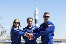 Dünyanın uzayda çekilen ilk filmi Vyzov'un (Sınanma) iki sahnesi tamamlandı