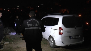 Dur ihtarına uymadı, polis memuruna çarpıp ağır yaraladı