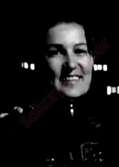 Durakta fenalaşan genç kadın kurtarılamadı