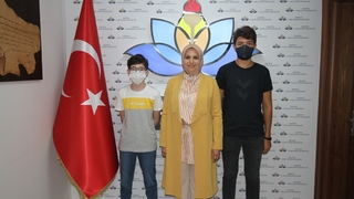 Durmuş, LGS Şampiyonlarını ödüllendirdi