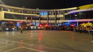 Düzce depreminde hayatını kaybedenler anıldı