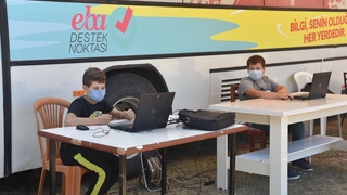 EBA Mobil Destek Aracı Karasu'da hizmet veriyor