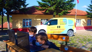 EBA mobil destek aracı Yörükyeri ve Güzlek'e geldi