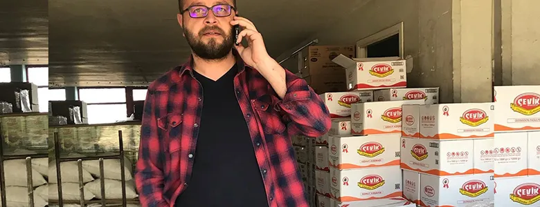 Ecel onu mesai sırasında yakaladı