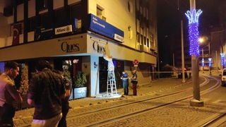 Eğlence mekanından çıkarıldı, dehşet saçtı