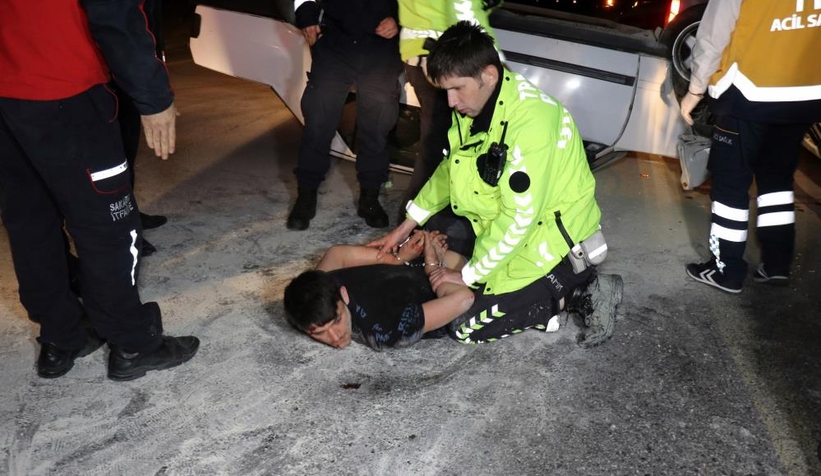 Ekiplere saldıran alkollü sürücü kelepçelenip gözaltına alındı