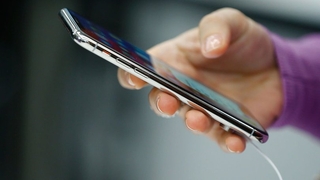 Ekranı ayıplı mal sayıldı,  yeni telefon verilecek