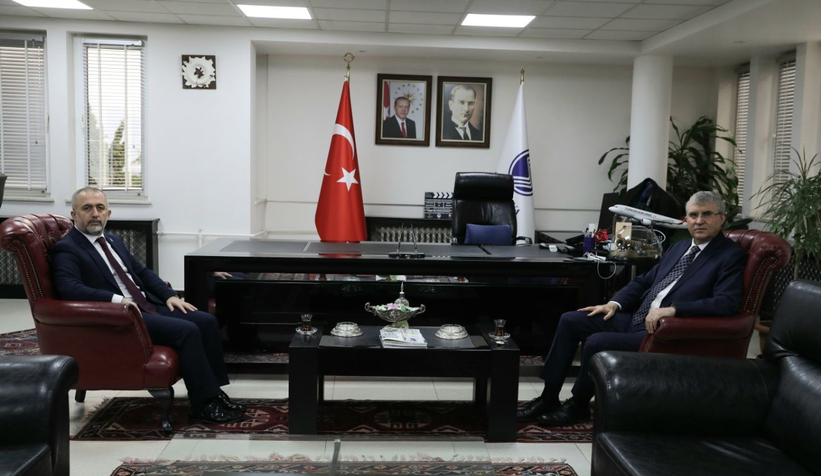 Ekrem Yüce'den Rektör Savaşan'a ziyaret