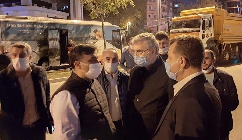 Ekrem Yüce deprem bölgesinde