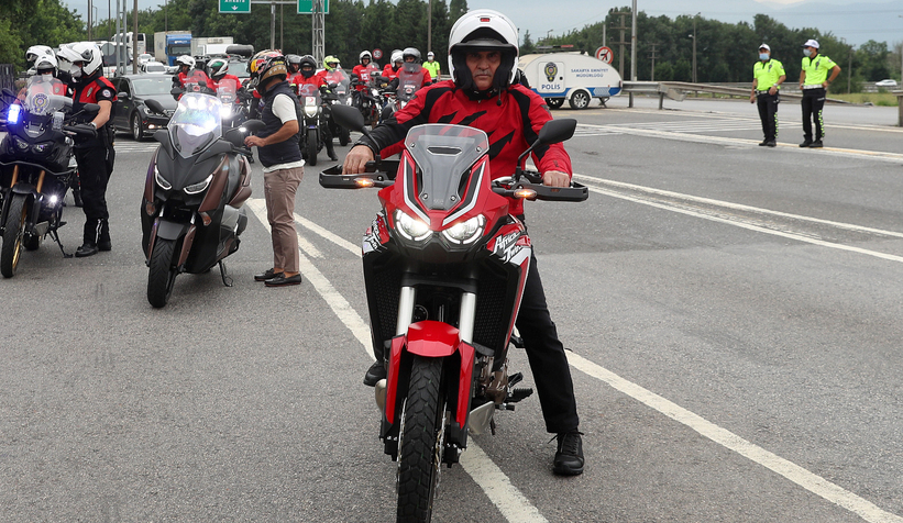 Ekrem Yüce Saygı Sürüşü'ne katıldı