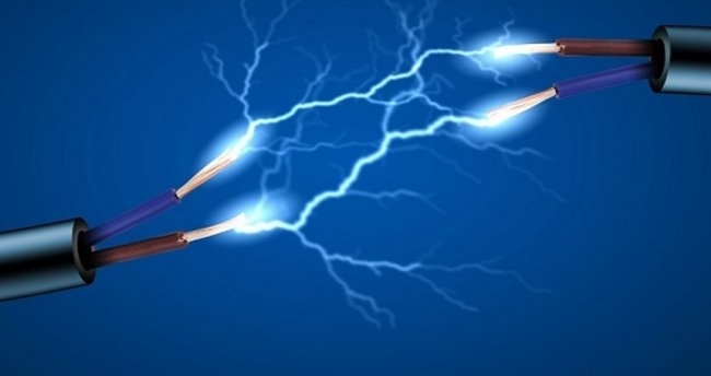 Elektrik akımına kapılan çiftçi öldü