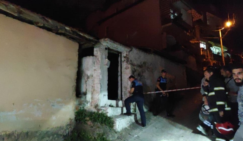 Elektrik akımına kapıldı, evde yangın çıktı