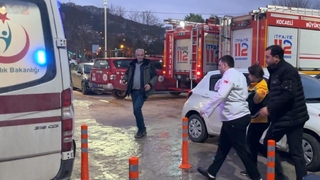 Elini kıyma makinesine sıkıştırdı