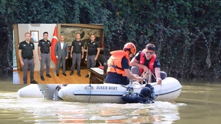 Emniyet Müdürü'nden kurbağa adamlara teşşekür