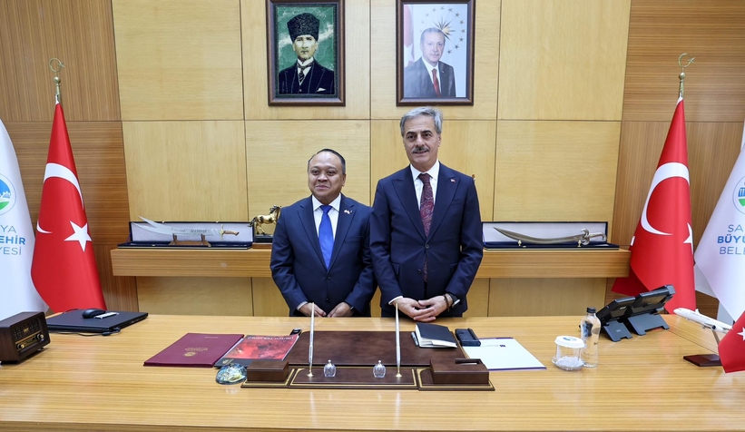 Endonezya Büyükelçisi Purnama’dan Büyükşehir ziyareti