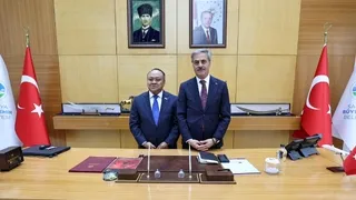 Endonezya Büyükelçisi Purnama’dan Büyükşehir ziyareti