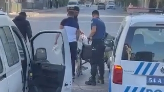 Engellinin yardımına koştular