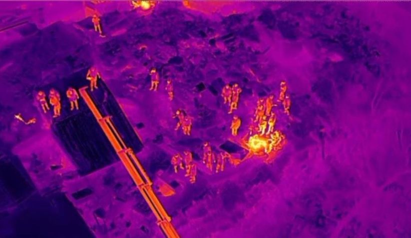 Enkaz altındakiler böyle tespit ediliyor