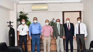 Enstitüde devir teslim