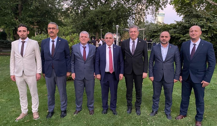 Erenler Belediye Başkanı Şengül'den Ankara'da ziyaretler