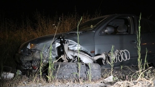 Erenler'de iki otomobil çarpıştı: 3 yaralı