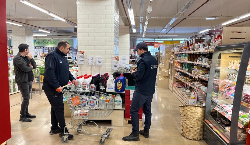 Erenler'de zabıta denetimlere devam ediyor