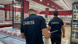 Erenler'de zabıta denetimlerini sürdürüyor