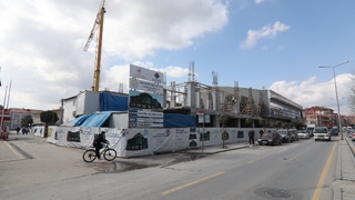 Erenler'in ilk kütüphanesi yükseliyor