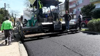 Erenler Zübeyde Hanım Caddesi bayrama hazırlanıyor