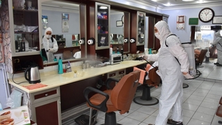 Erenler’de berberler dezenfekte ediliyor