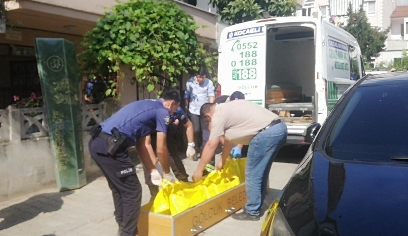 Eşini boğazını kesip öldürmüştü; Tahrik indirimi ile 18 yıl aldı