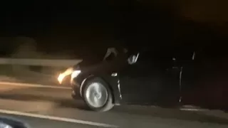 Eşini kaput üstünde kilometrelerce yol götürmüştü; O koca konuştu