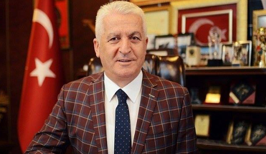 Eski belediye başkanı cezaevine girdi