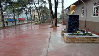 Eşme İlkokulunun yeni çevresi çok beğenildi