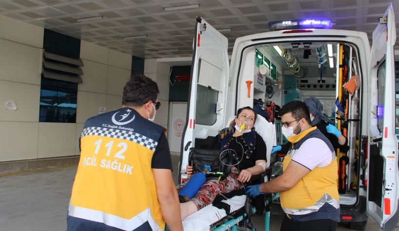 Evdeki kokudan 5 kişilik aile zehirlendi