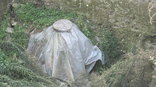 Evin altından dev küp çıktı