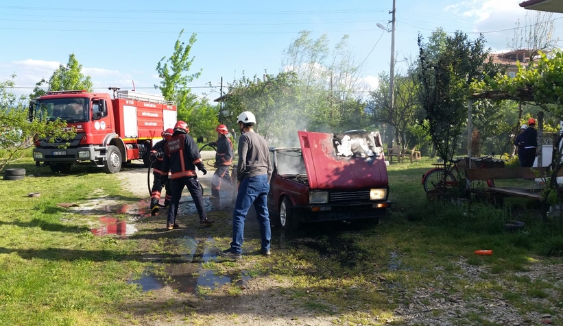 Evin bahçesinde alev alev yandı